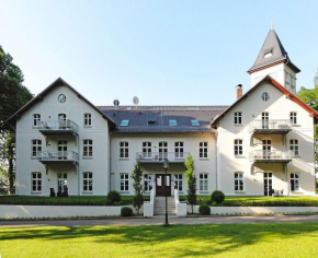 Traumurlaub im Schloss Hohen Niendorf, Bastorf